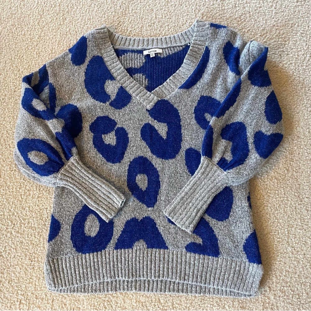 Kensie Women’s Sweater Gray & Blue- Size XS- EUC